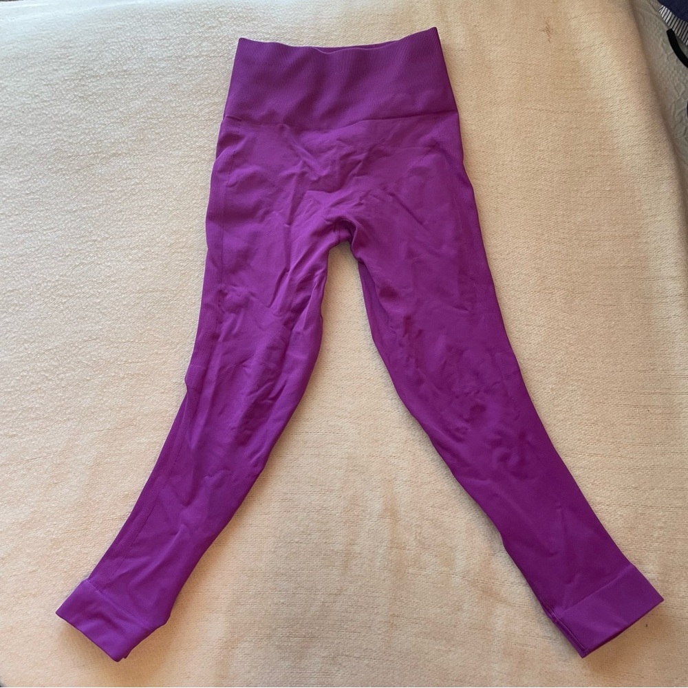 Lululemon Bright Purple Leggings